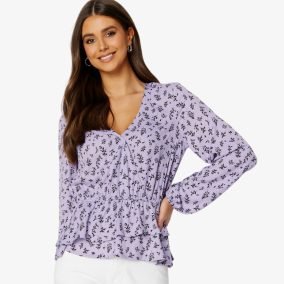 New classynest Purple Floral Peplum Top